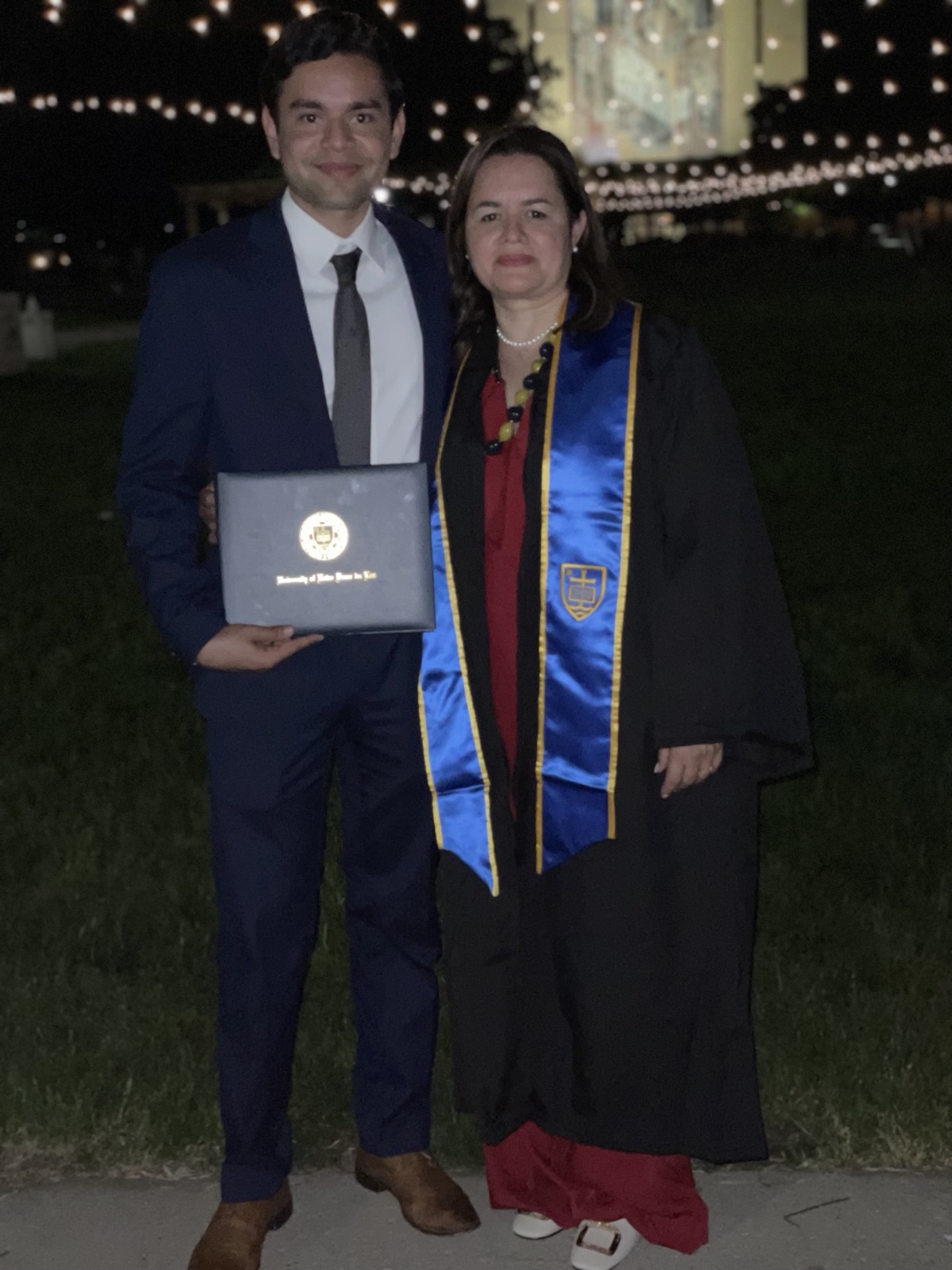 Jorge and his mother at his University of Notre Dame graduation